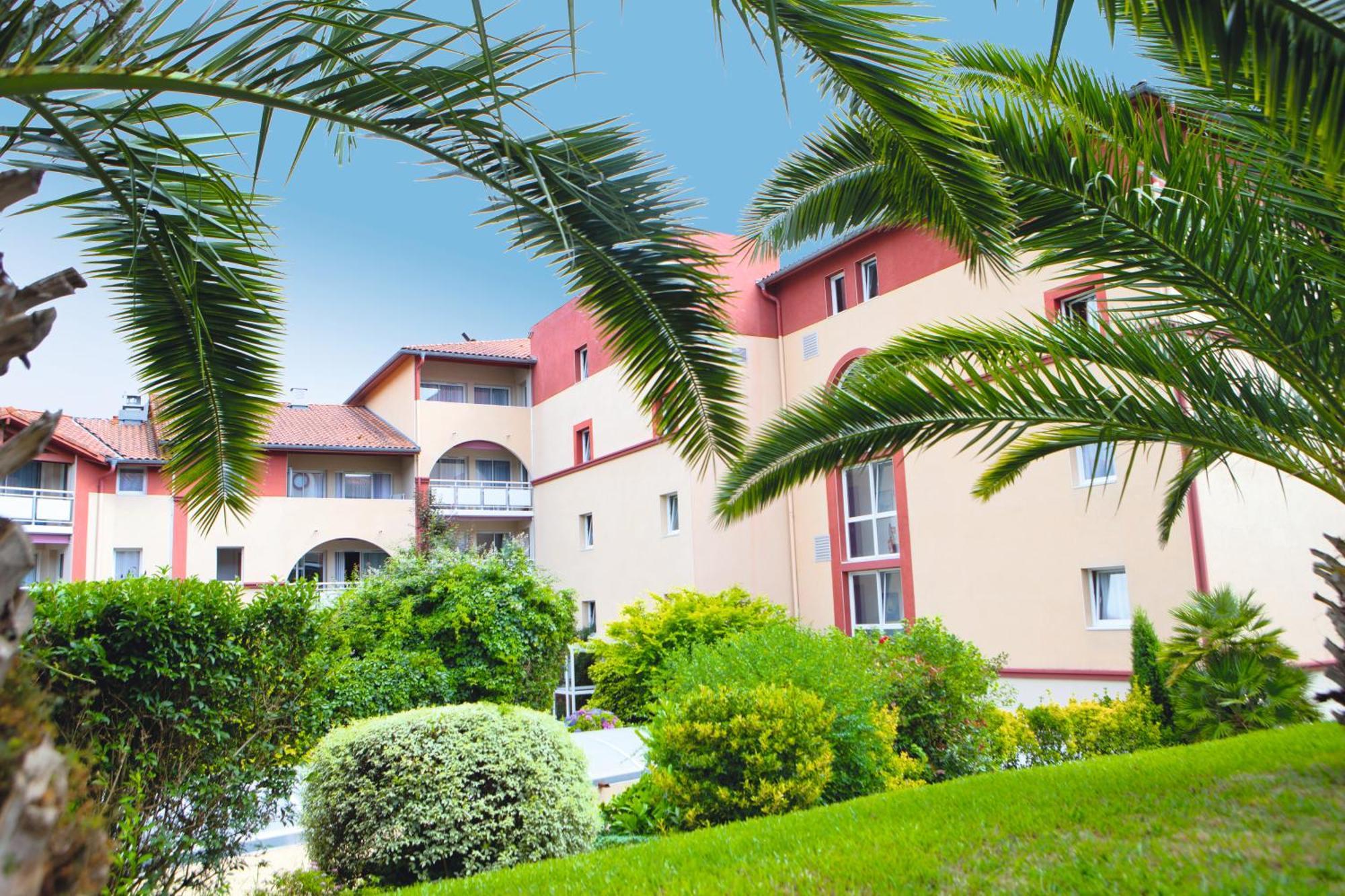 Les Demeures De Borda Aparthotel Dax Exterior photo
